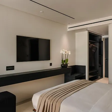Casaly & Hotel 5*