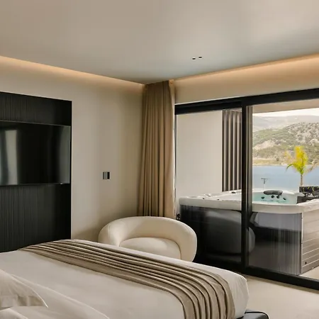 Hotel Casaly & 5*