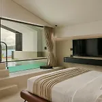 Casaly & Hotel
