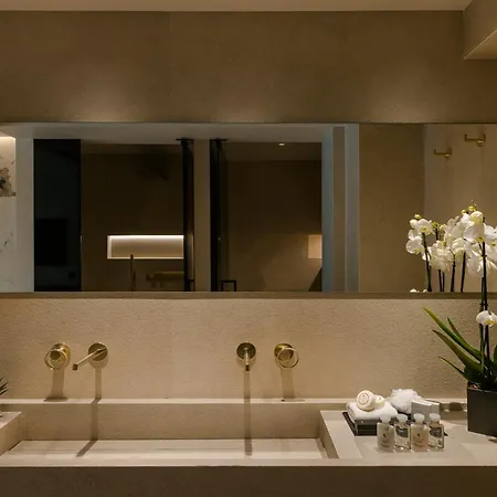 Hotel Casaly & 5*