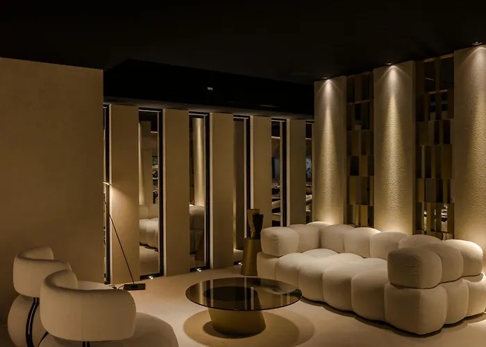 Hotel Casaly & 5*