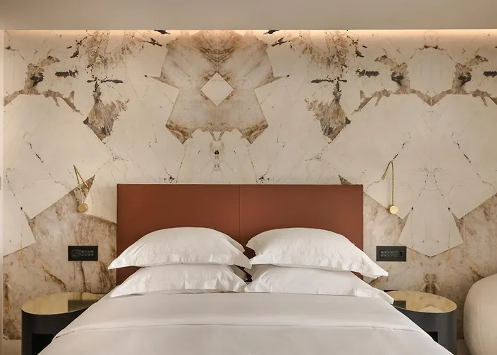 Casaly & Hotel Argostoli (Kefalonia)