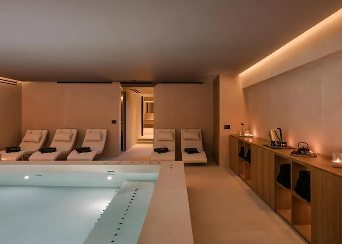 Casaly & Hotel 5*