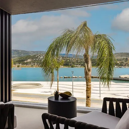 Casaly & Argostolion