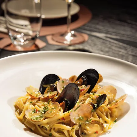 Casaly & Argostolion