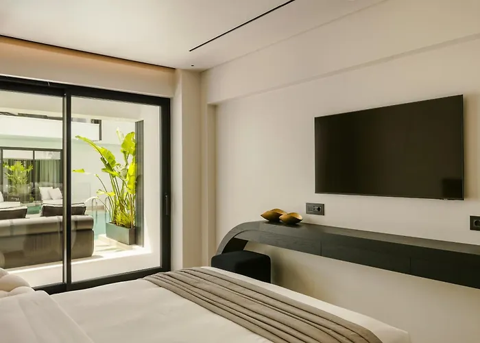 Casaly & 5* Argostoli (Kefalonia)