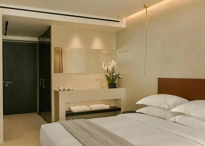 Hotel Casaly & 5*